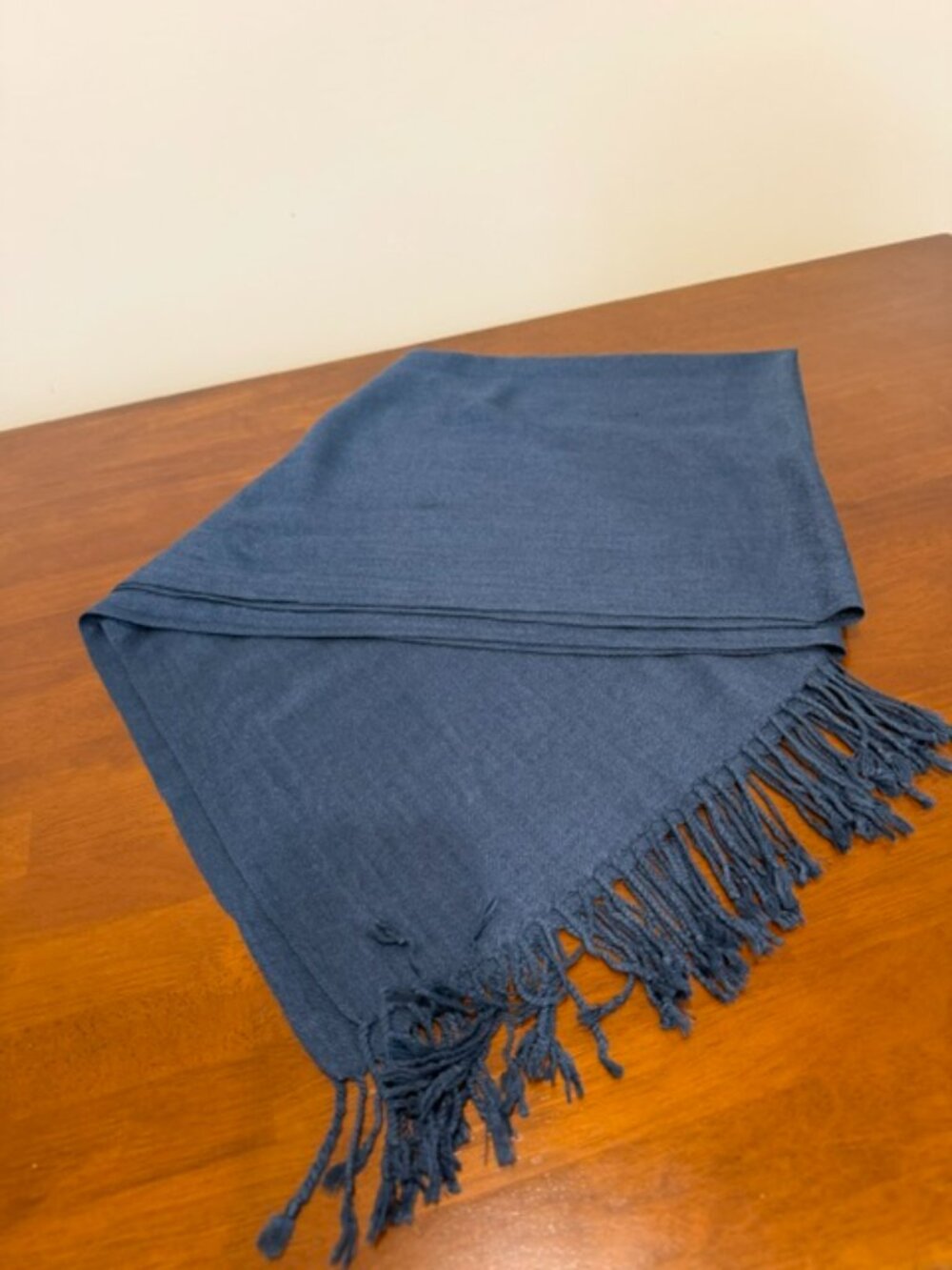 Blue Pashmina Oversized Wrap Scarf Pre-Owned. - Picture 2 of 10